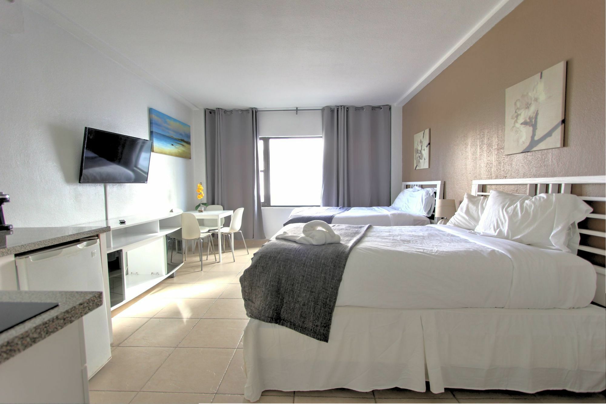 Private Apartments At The Casablanca Miami Beach Zewnętrze zdjęcie