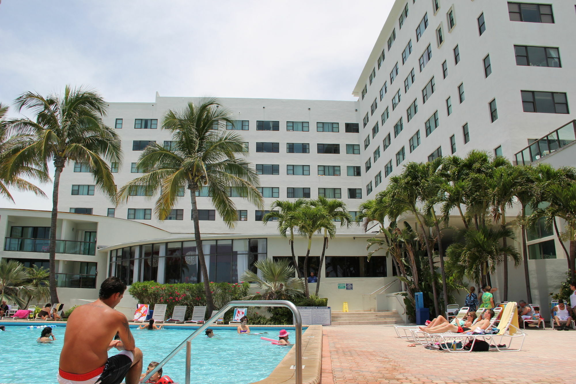 Private Apartments At The Casablanca Miami Beach Zewnętrze zdjęcie