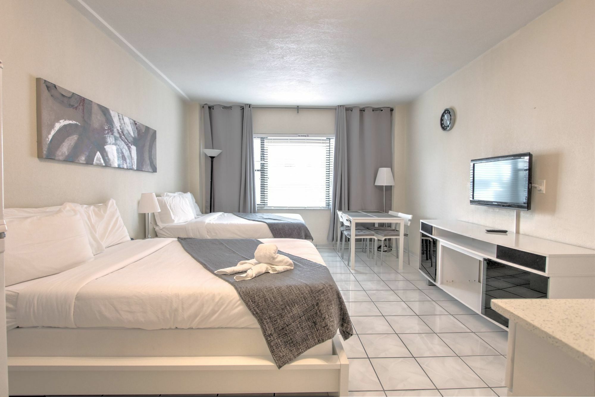 Private Apartments At The Casablanca Miami Beach Zewnętrze zdjęcie