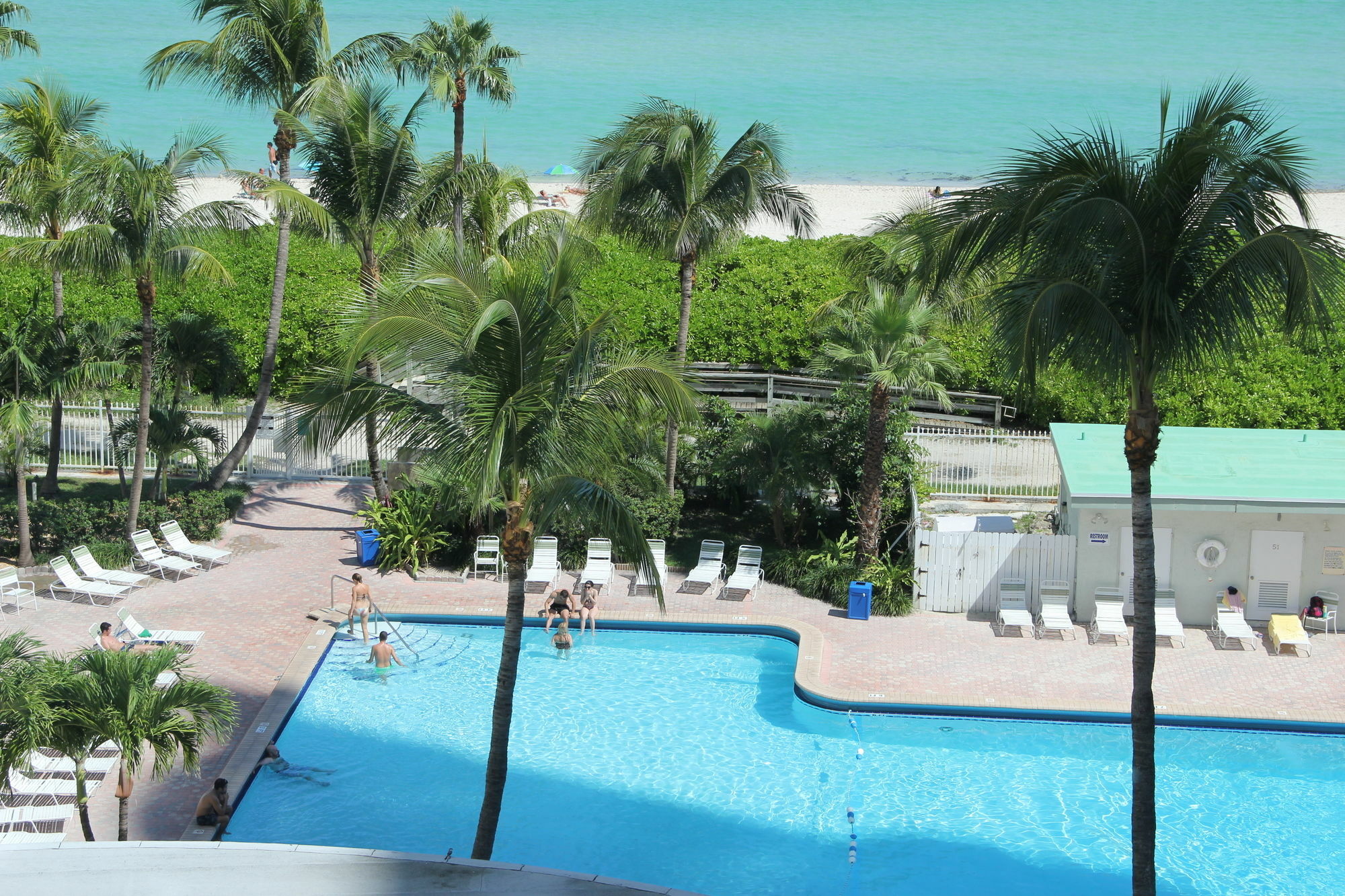 Private Apartments At The Casablanca Miami Beach Zewnętrze zdjęcie
