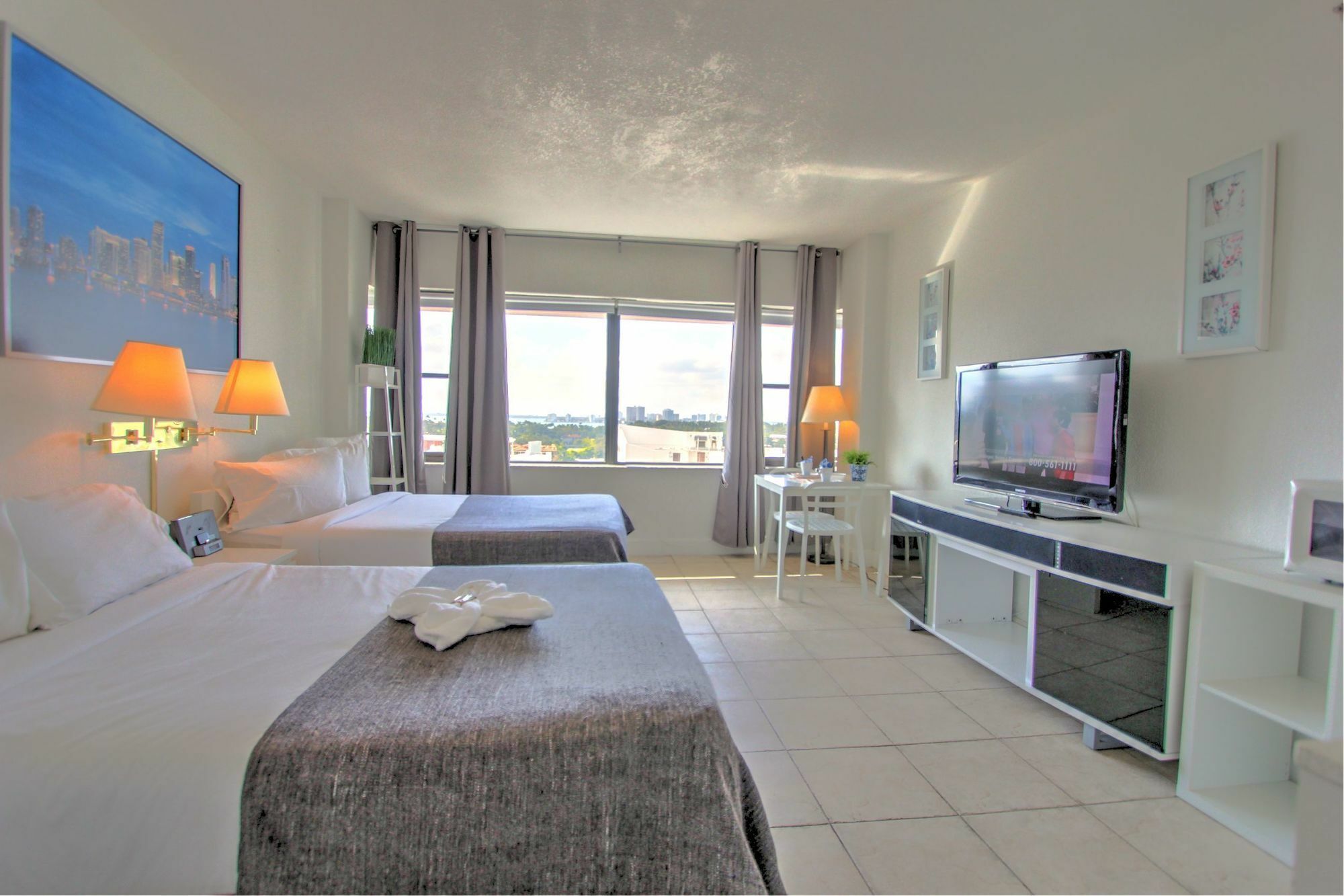 Private Apartments At The Casablanca Miami Beach Zewnętrze zdjęcie