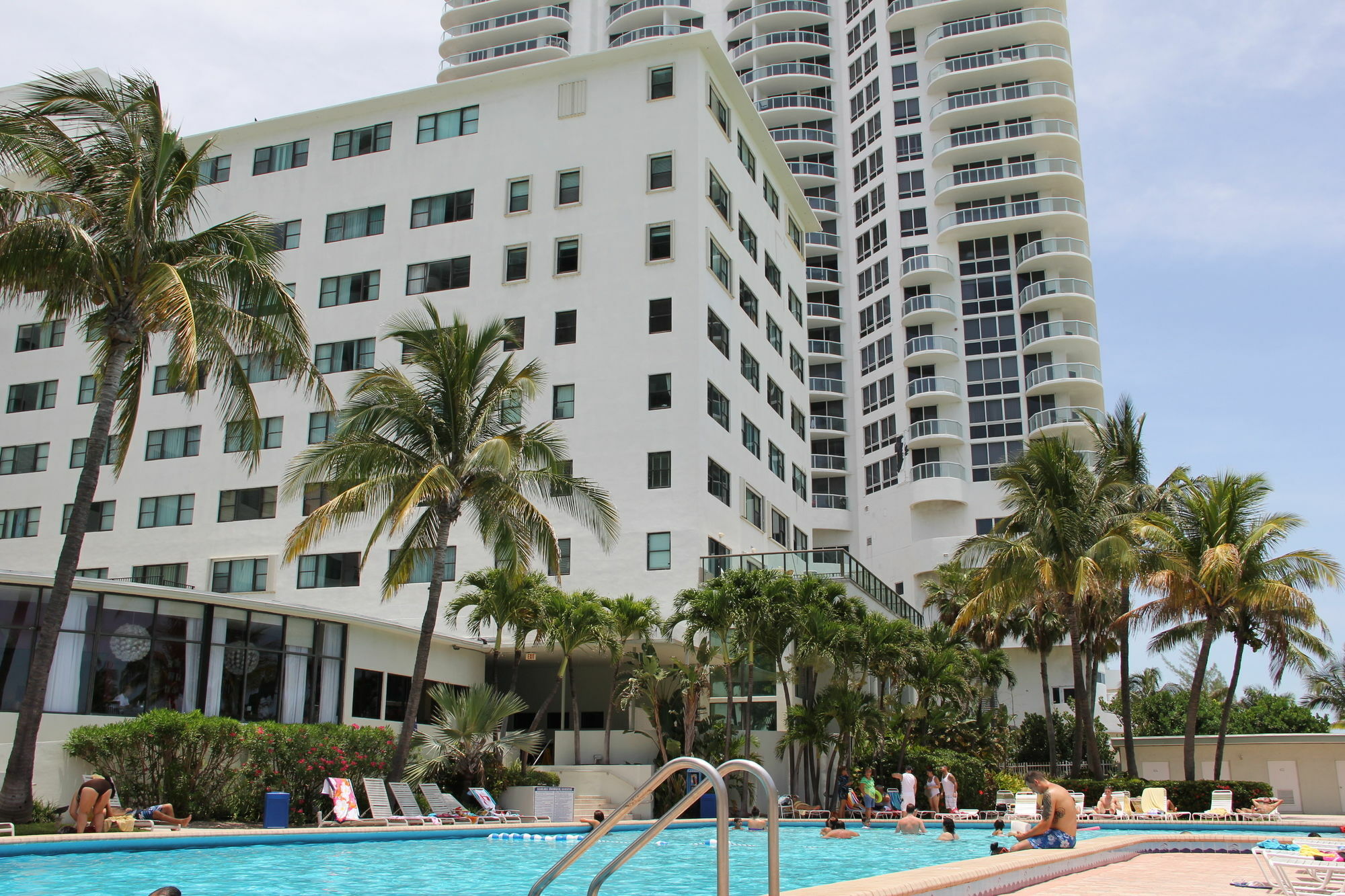 Private Apartments At The Casablanca Miami Beach Zewnętrze zdjęcie