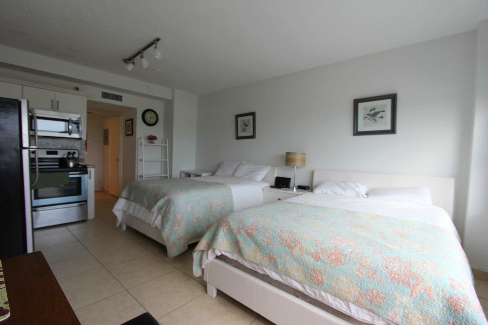 Private Apartments At The Casablanca Miami Beach Zewnętrze zdjęcie